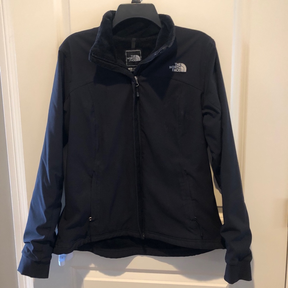 Black Women’s Northface jacket